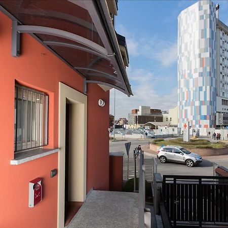 Residenza Villa Regina Монца Экстерьер фото
